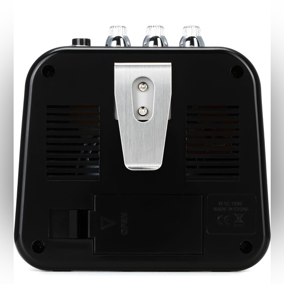 Honeytone - mini practice amp battery powered portable preowned - Picture 4 of 5